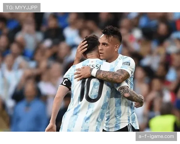 慢动作解析劳塔罗技术细节：精湛射术与战术意识彰显顶级前锋本色