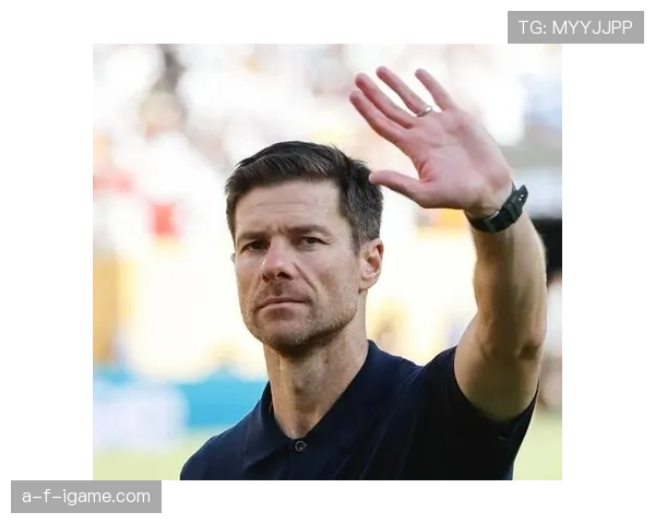 阿隆索长传战术解析：精准制导如何撕裂防线、创造致命进攻机会