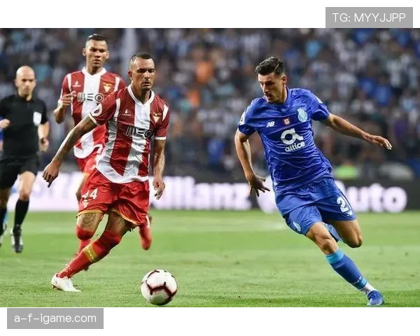 伯恩利新赛季启用高强度逼抢战术,全面提升球队竞争力与表现稳定性 伯恩利新赛季启用高强度逼抢战术,全面提升球队竞争力与表现稳定性