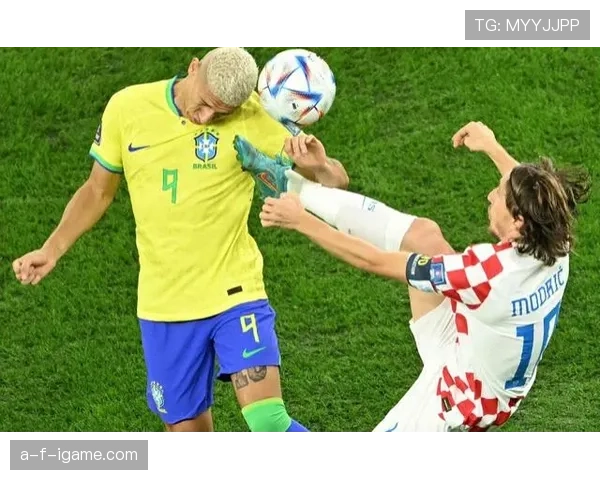 巴西队中路渗透战术显成效，全新打法助力球队强势崛起