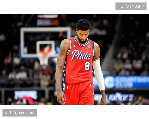 保罗·乔治每天花两小时冰敷膝盖，家里冰箱塞满蛋白粉和鱼油